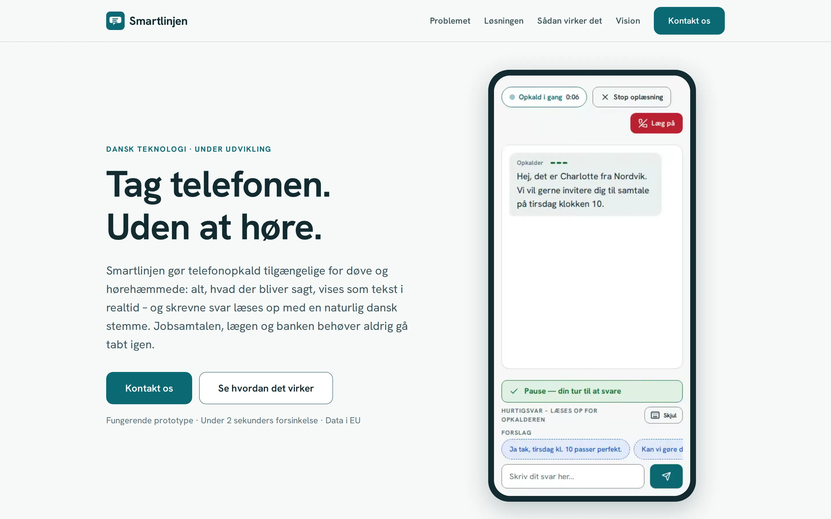 Forside af smartlinjen.dk med hero 'Tag telefonen. Uden at høre.' og app-demo af et transskriberet opkald